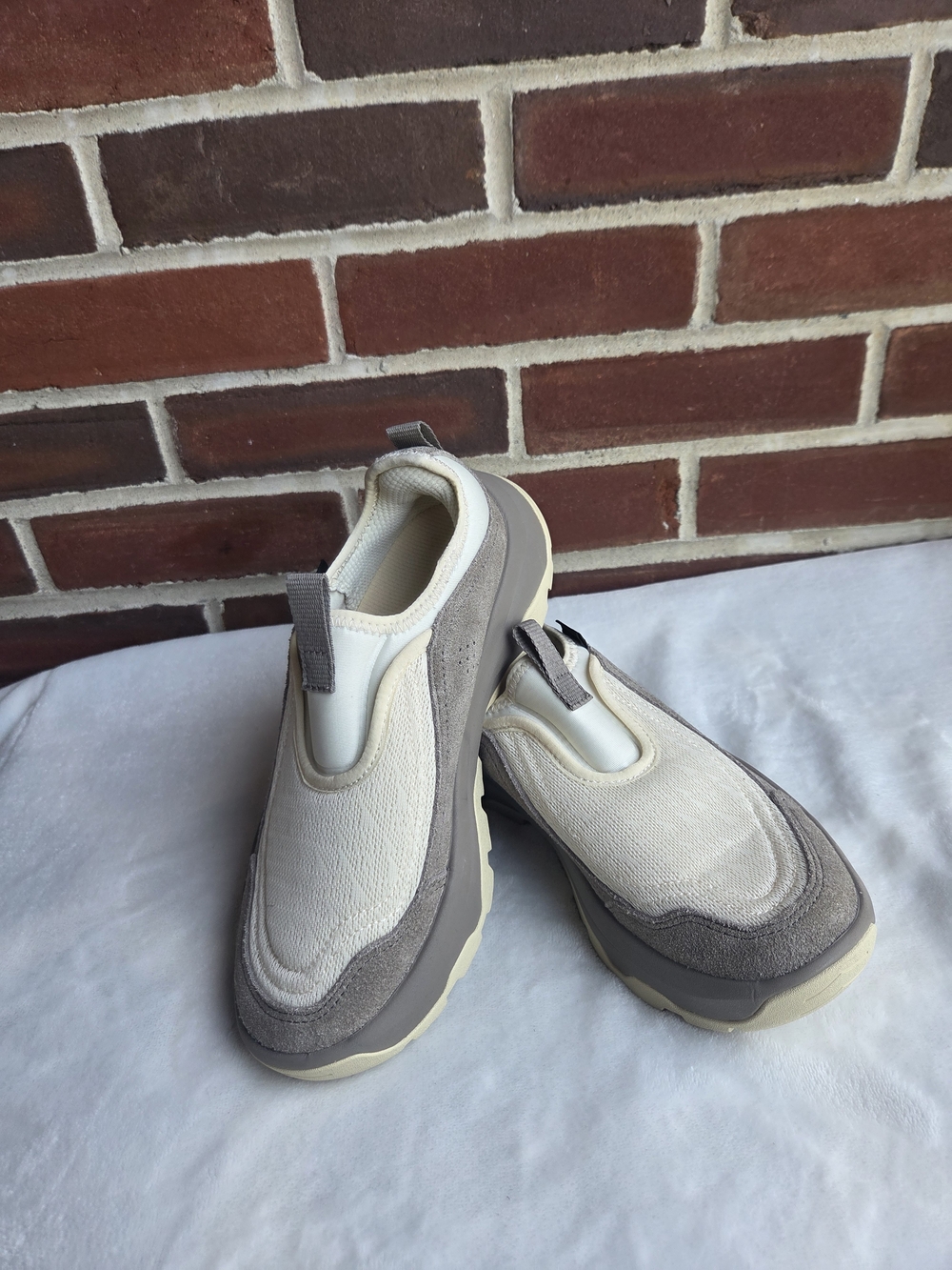 Teva Hurricane Daybreaker Slip-On Desert Taupe Suede Shoes Women's Size 7 - Picture 7 of 12